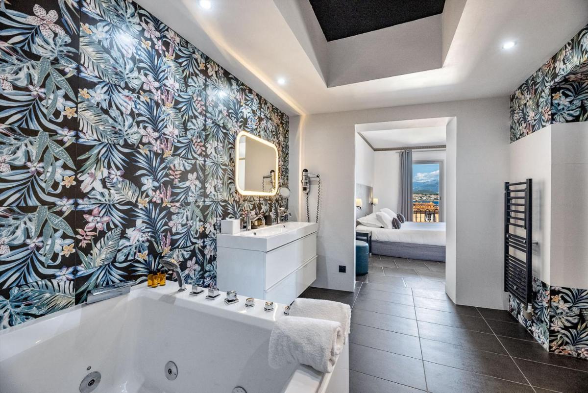 Hotel POZZO DI BORGO photo 9