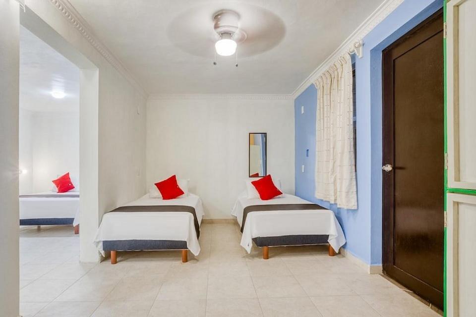 Photo - Capital Center