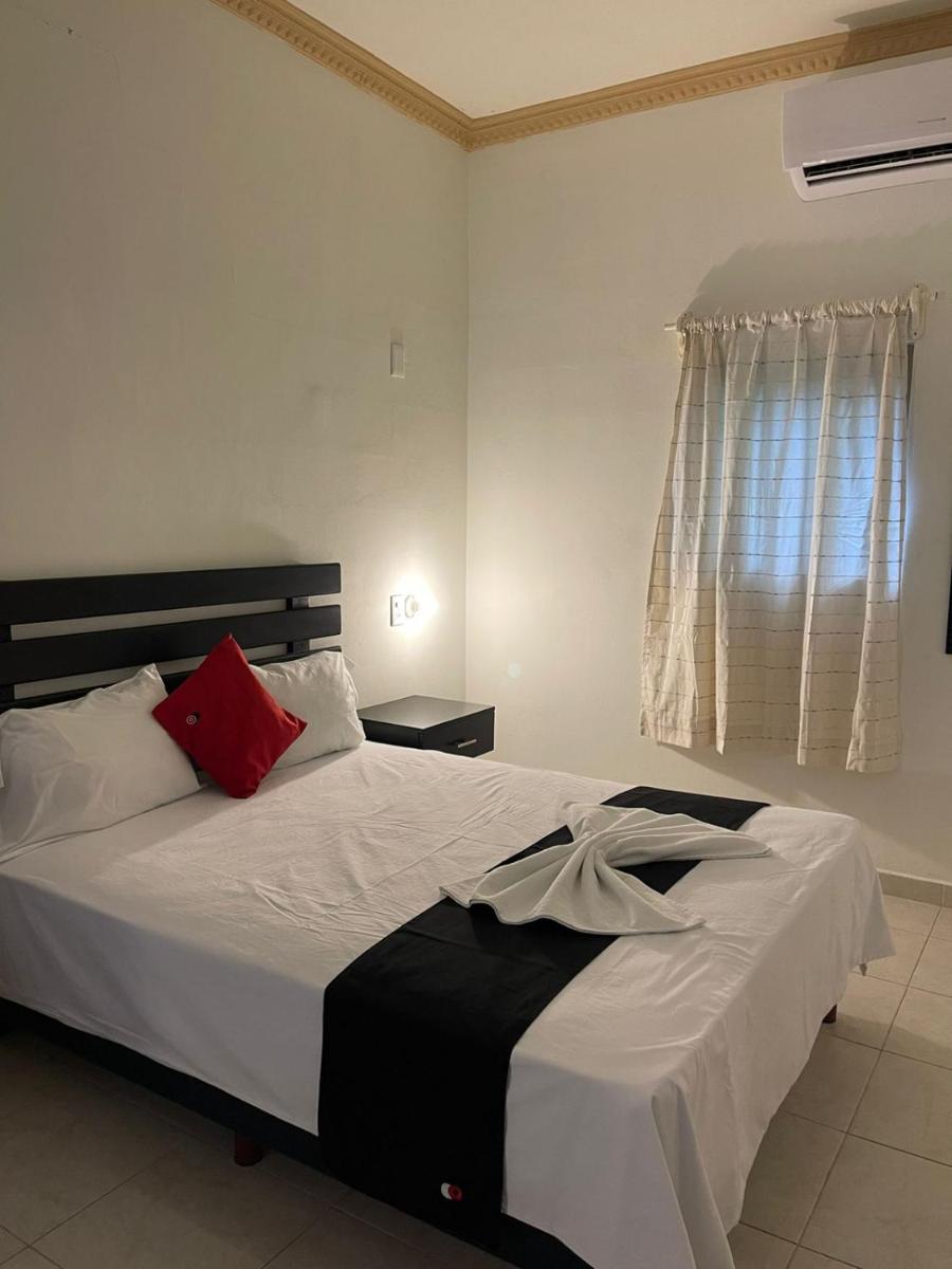 Photo - Capital Center