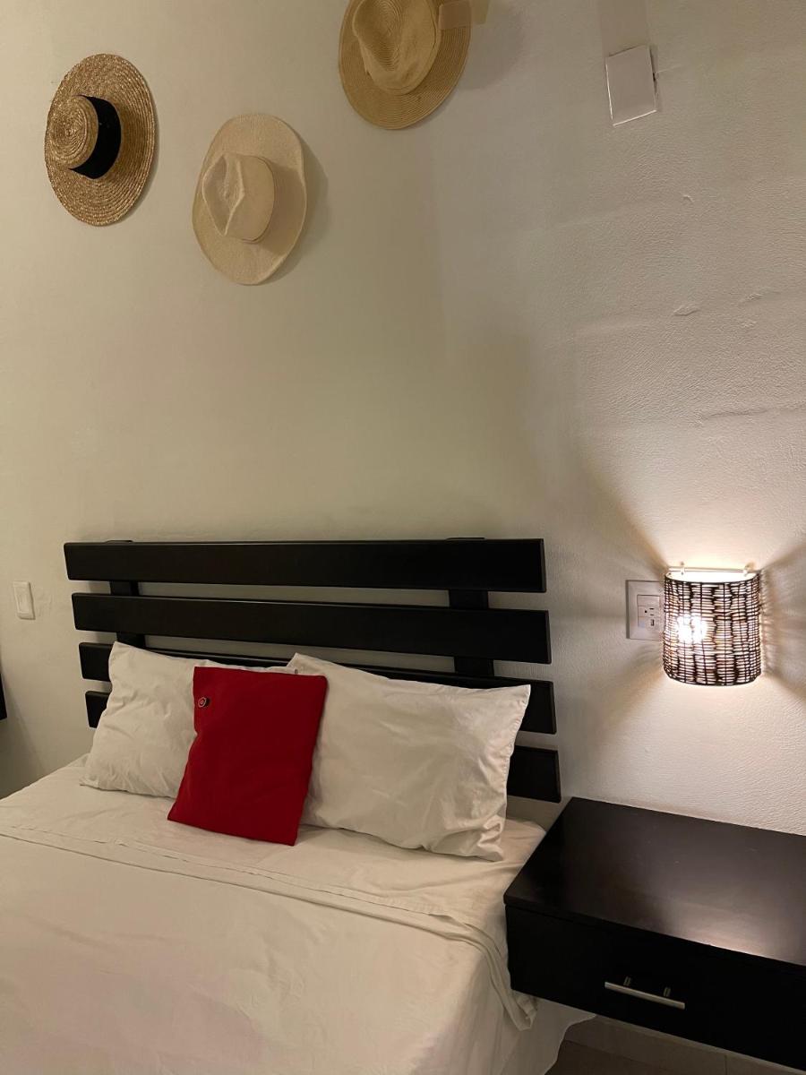 Photo - Capital Center