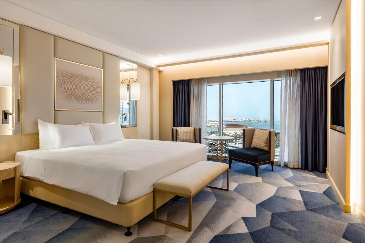 Photo - The Diplomat Radisson Blu Hotel Residence & Spa