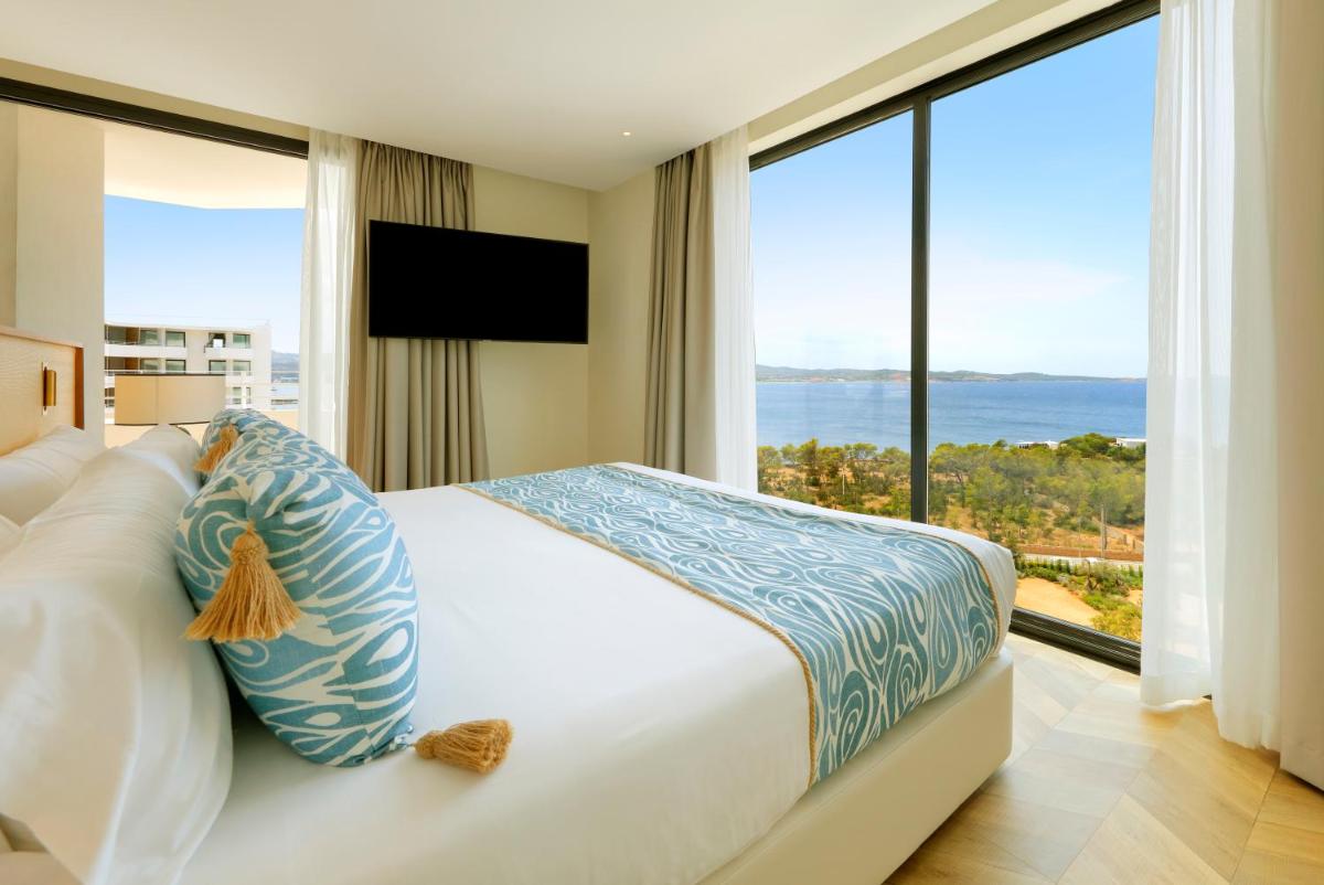 TRS Ibiza Hotel - Adults Only photo 2