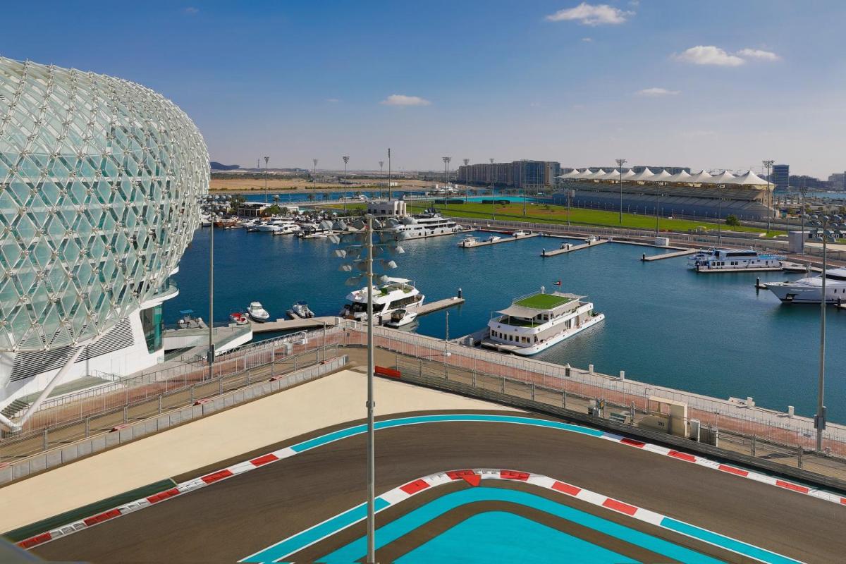 Photo - W Abu Dhabi - Yas Island