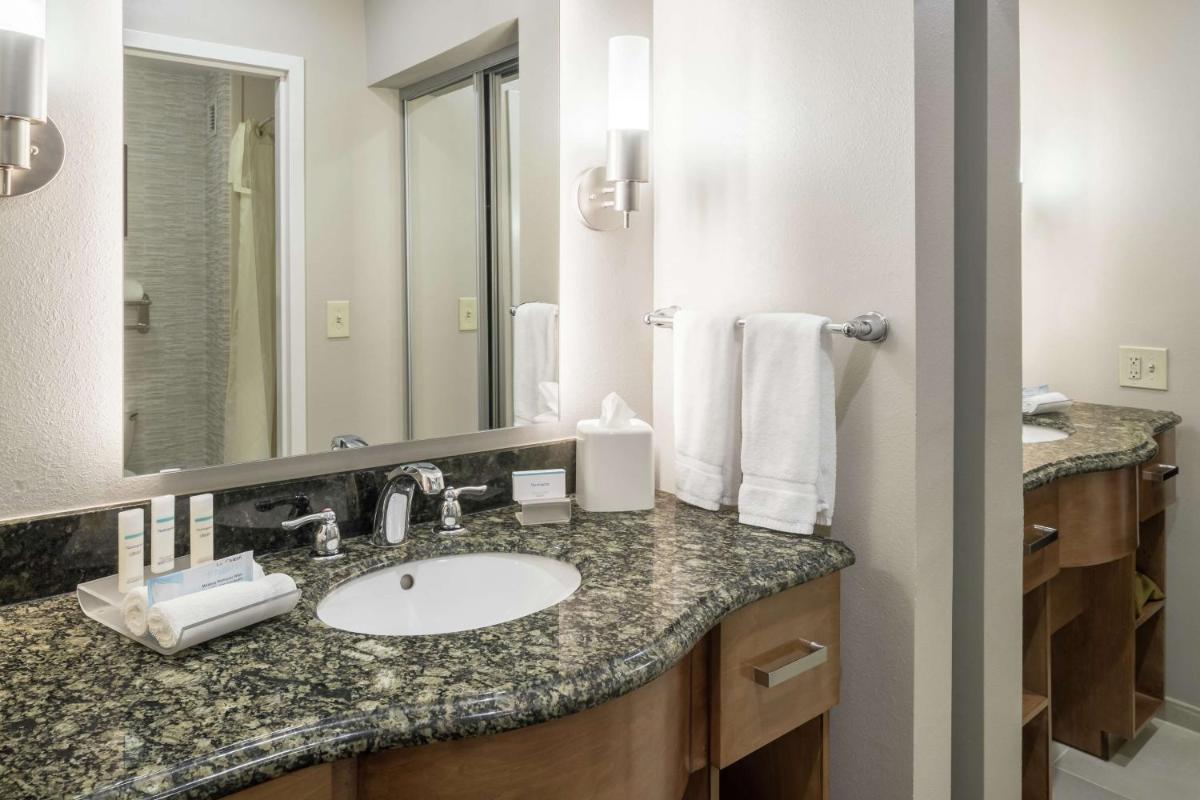 Photo - Homewood Suites by Hilton Cedar Rapids-North