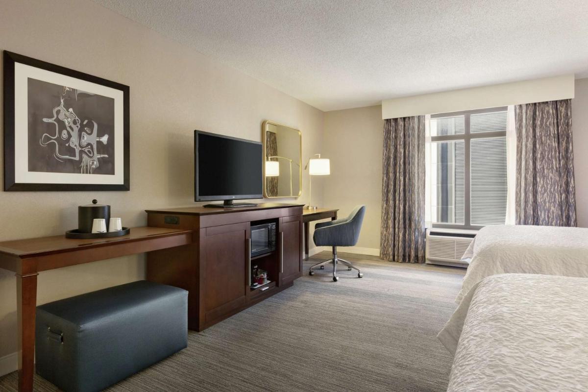 Photo - Hampton Inn & Suites Nashville-Downtown