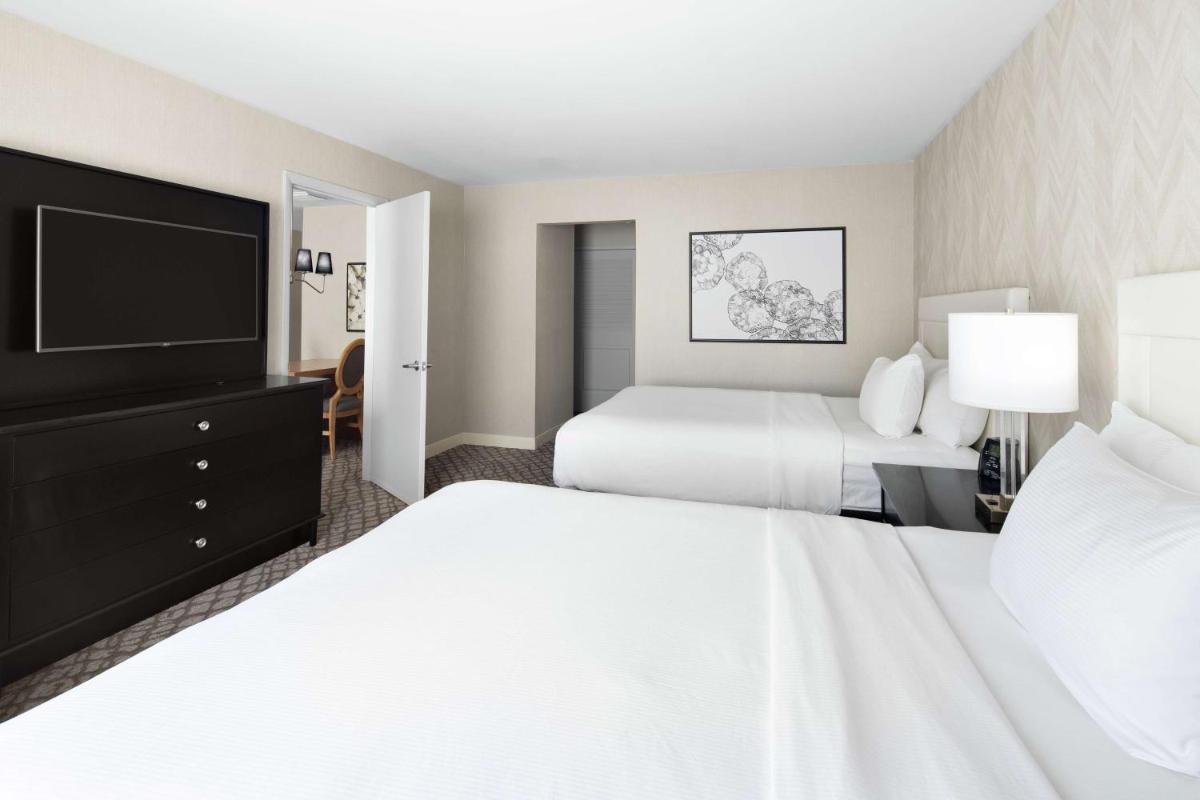 Photo - DoubleTree Suites by Hilton Charlotte/SouthPark