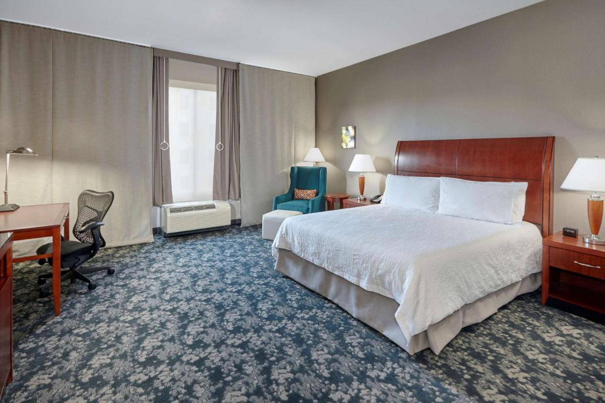 Photo - Hilton Garden Inn Naperville/Warrenville