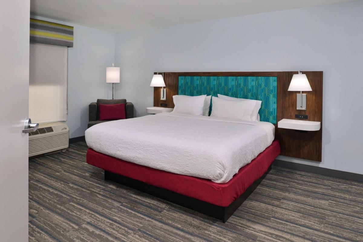 Photo - Hampton Inn by Hilton Panama City Beach