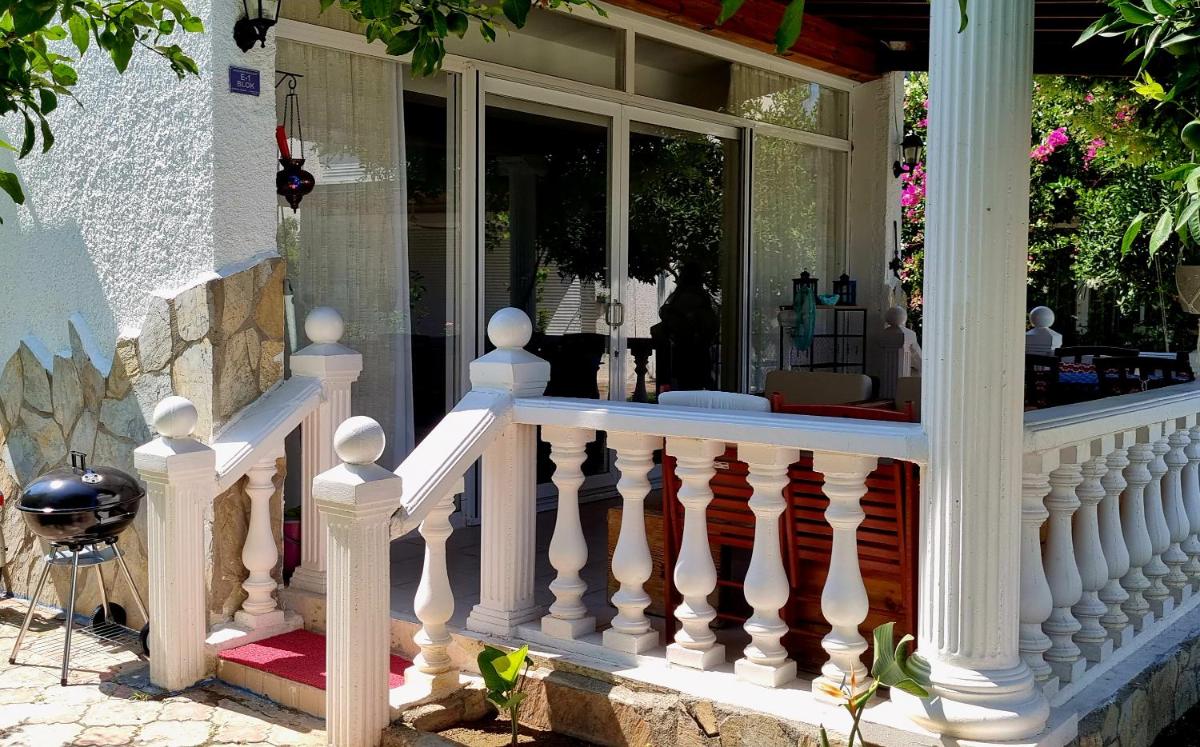 Foto - Pool Villa within a 5min distance to Camyuva beach