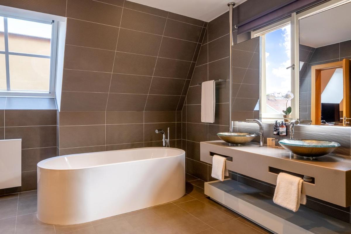 Photo - INNSiDE by Meliá Prague Old Town