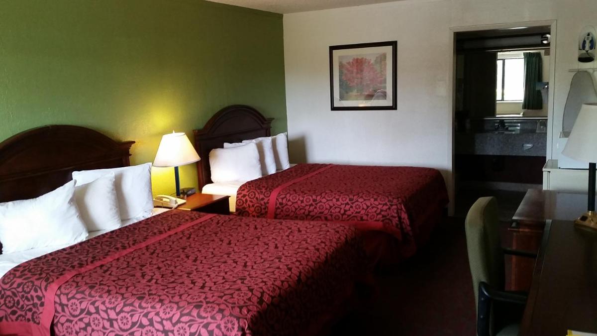 Photo - Days Inn by Wyndham Santa Fe New Mexico