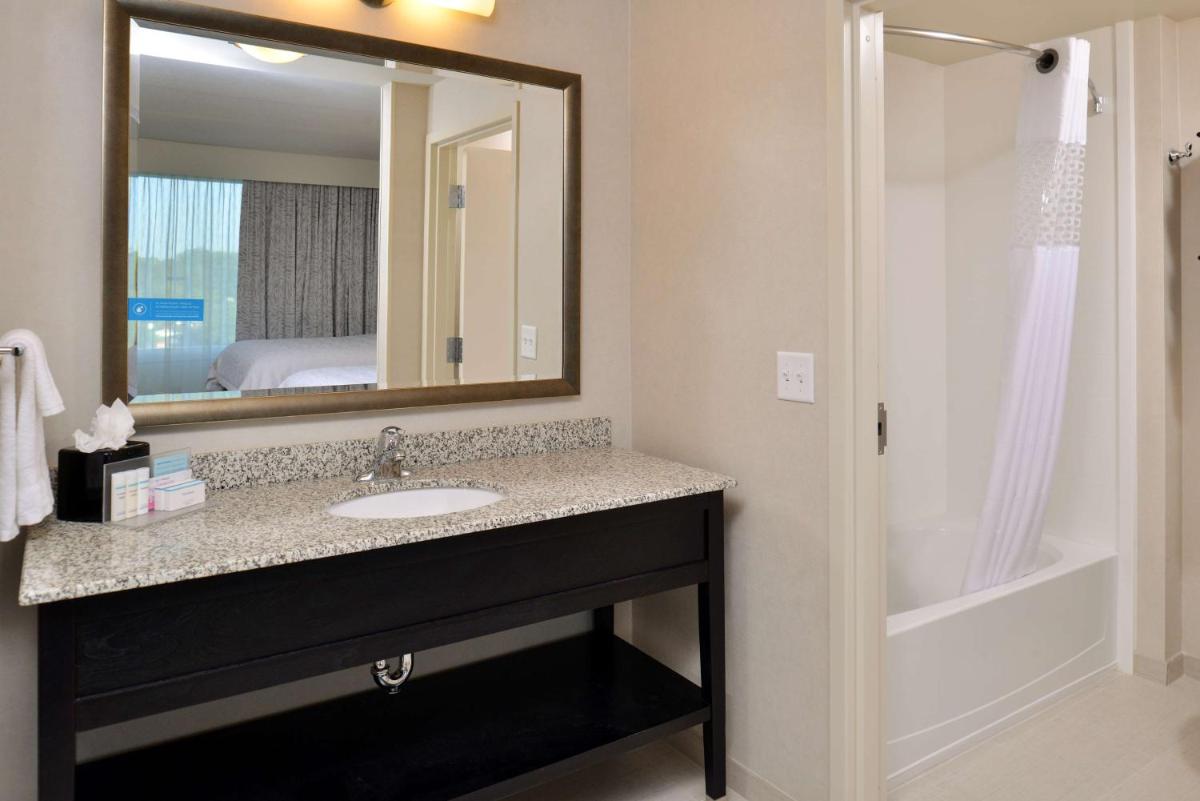 Photo - Hampton Inn & Suites Orlando/Downtown South - Medical Center