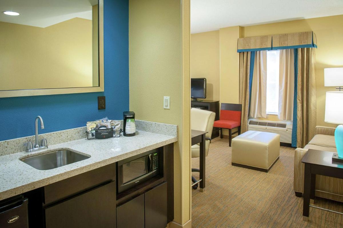 Photo - Hampton Inn & Suites St. Petersburg/Downtown