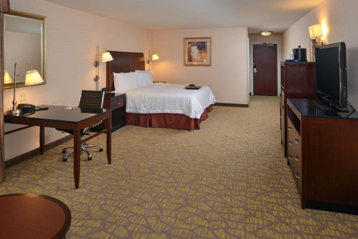 Photo - Hampton Inn & Suites Tacoma