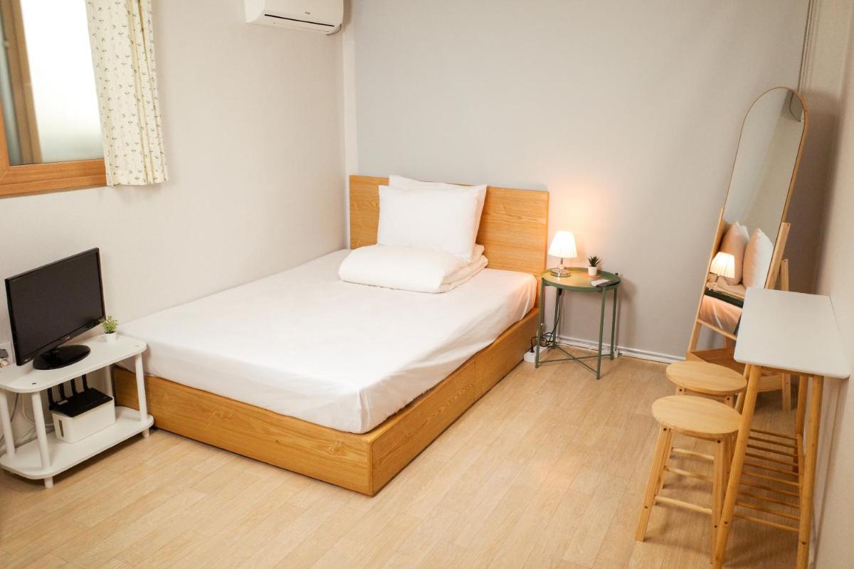 Photo - Starria Hostel foreign guest only
