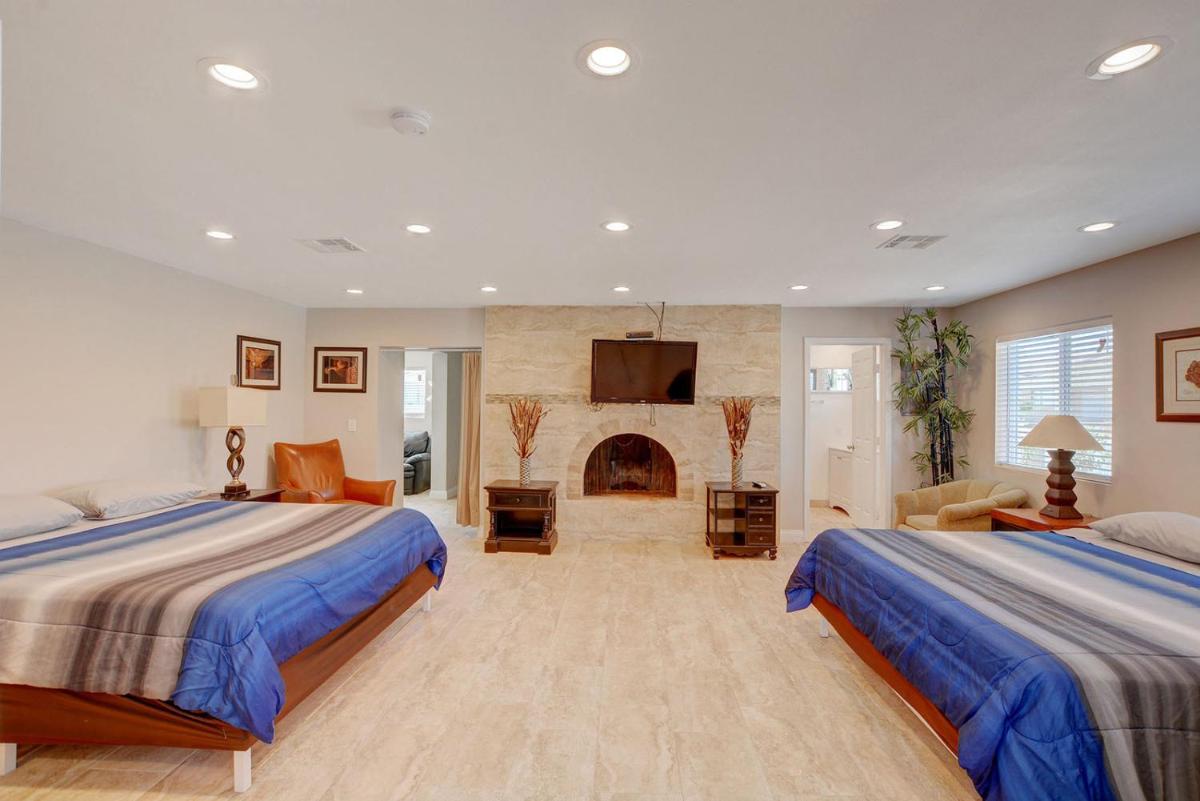 Foto - Private Vacation Villa with Vaulted Ceiling & Spacious Patio - 1646