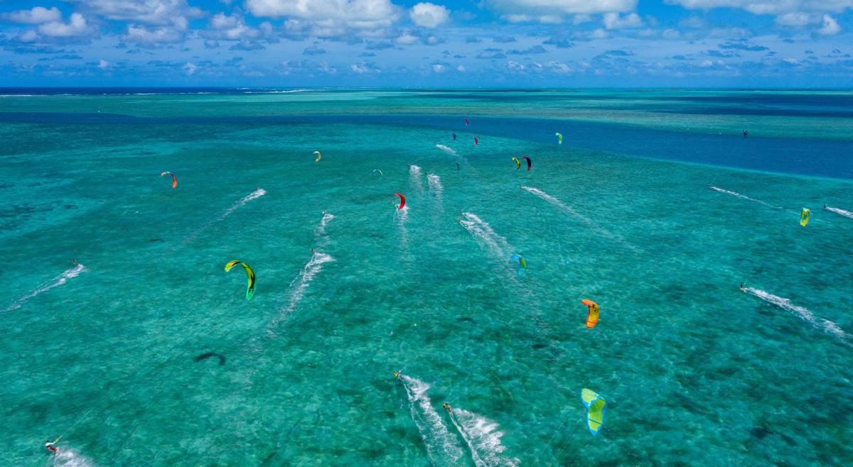 C Rodrigues Mourouk - Rodrigues Island photo 9