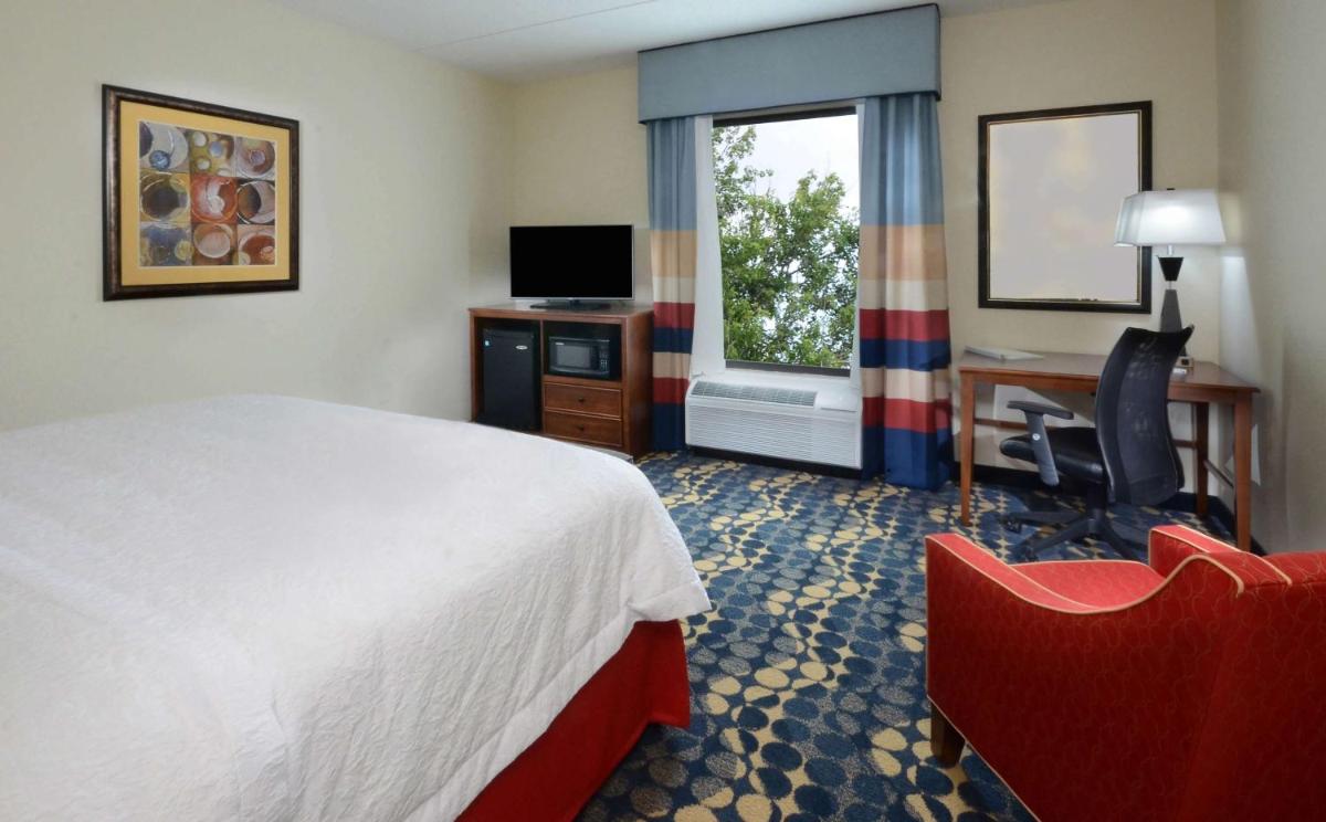 Photo - Hampton Inn and Suites Lynchburg