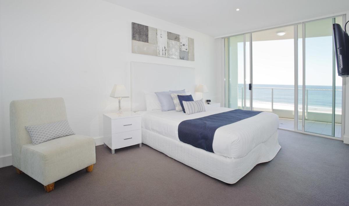 Photo - Kirra Surf Apartments