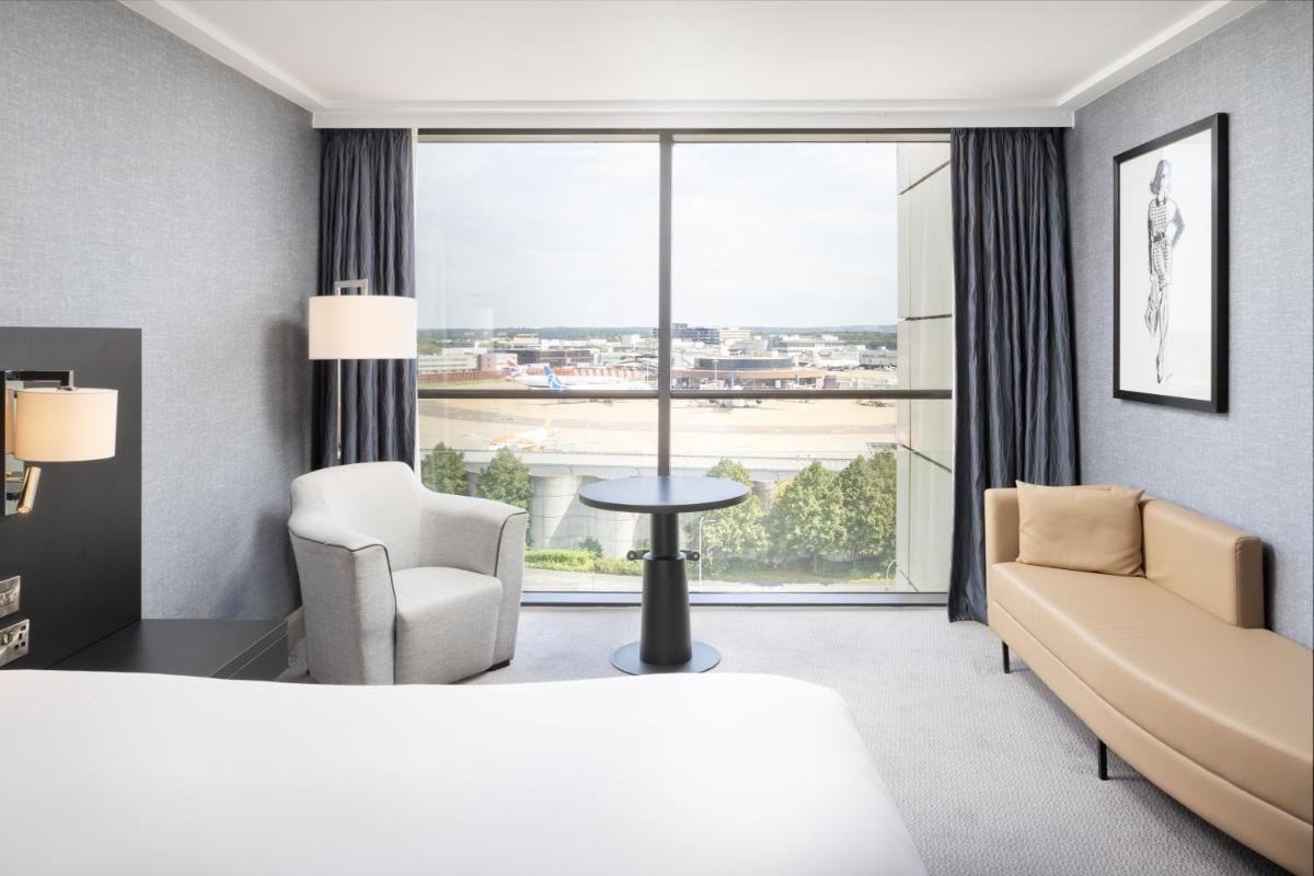 Photo - Sofitel London Gatwick