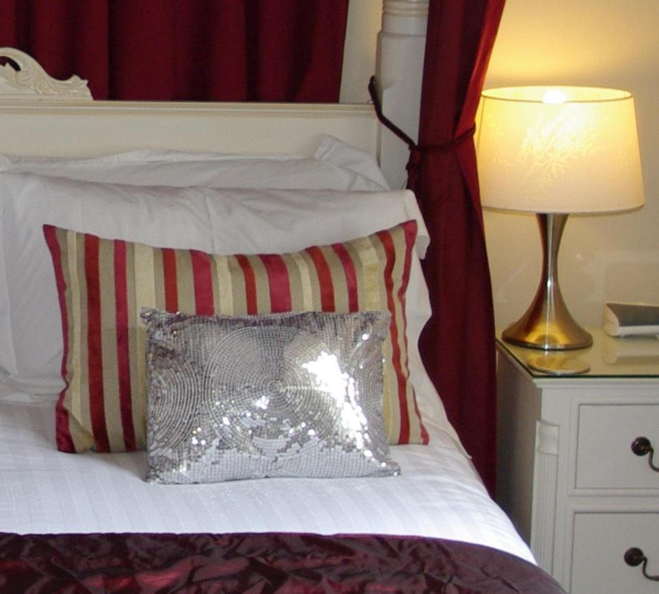 Photo - The Bath House Boutique B&B - IN-ROOM Breakfast - FREE parking