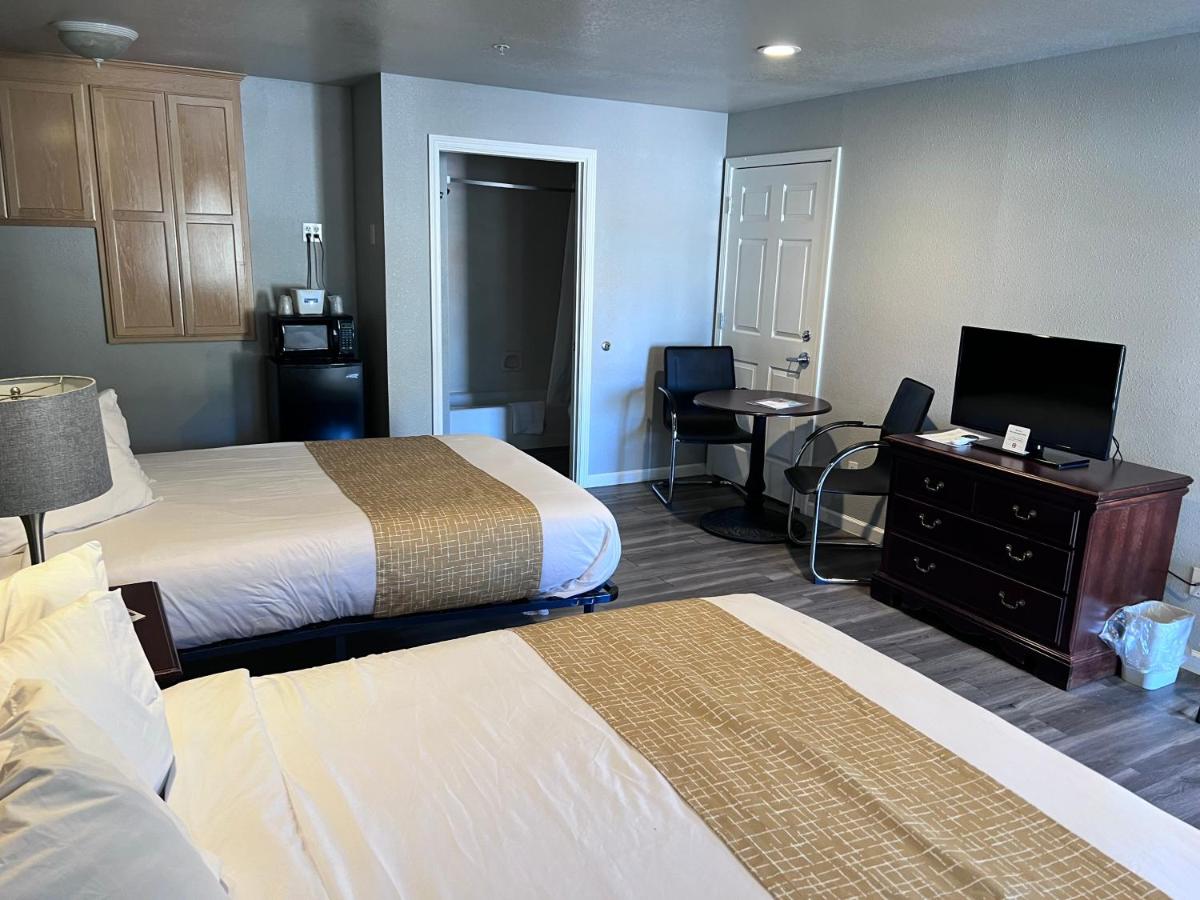 Photo - Travelodge by Wyndham Redding CA