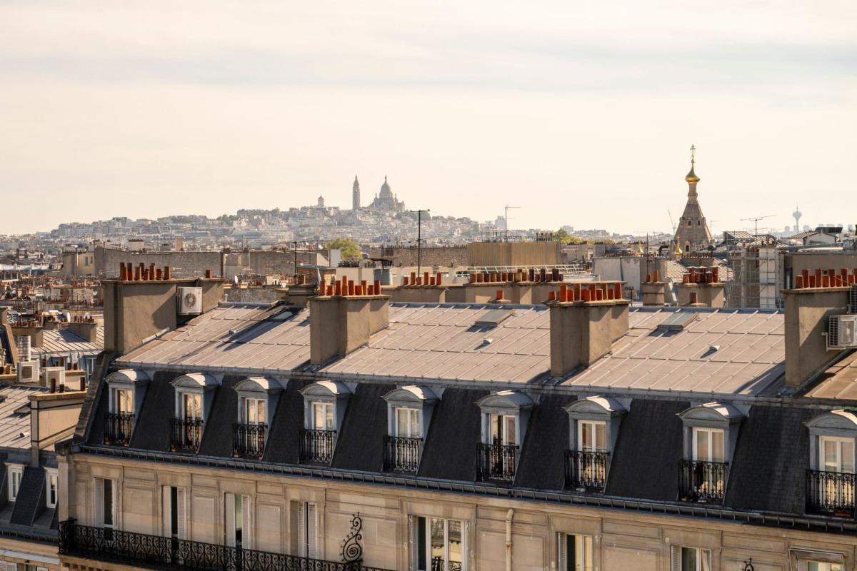 Photo - Renaissance Paris Arc de Triomphe Hotel