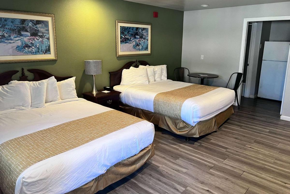 Photo - Travelodge by Wyndham Redding CA