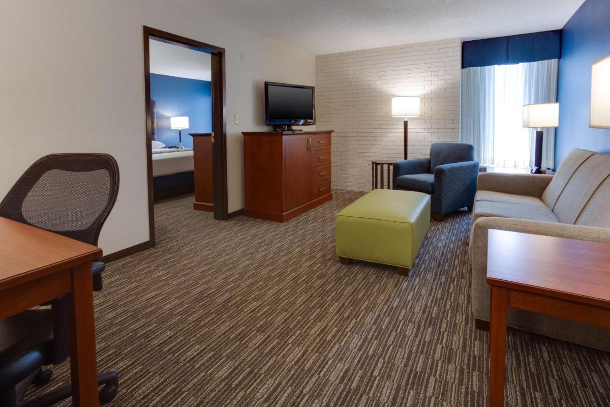 Photo - Drury Inn & Suites Nashville Airport