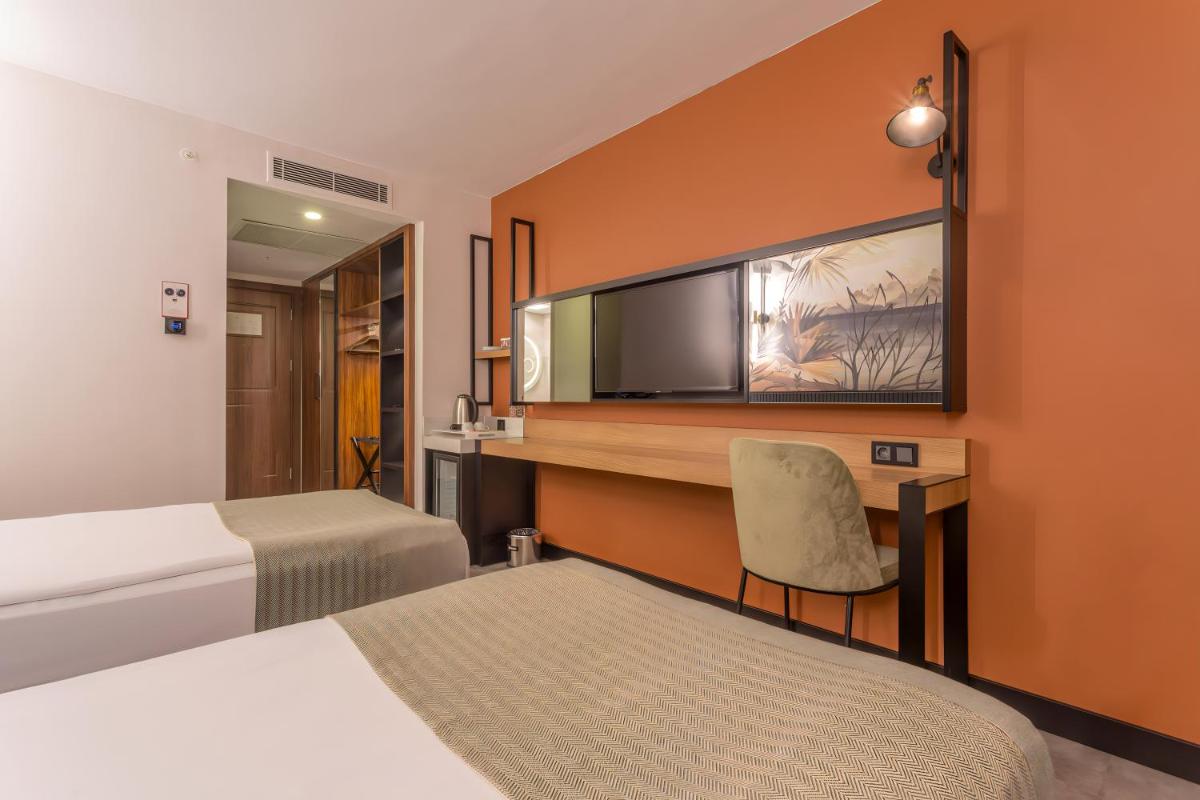 Photo - Best Western Plus Khan Hotel