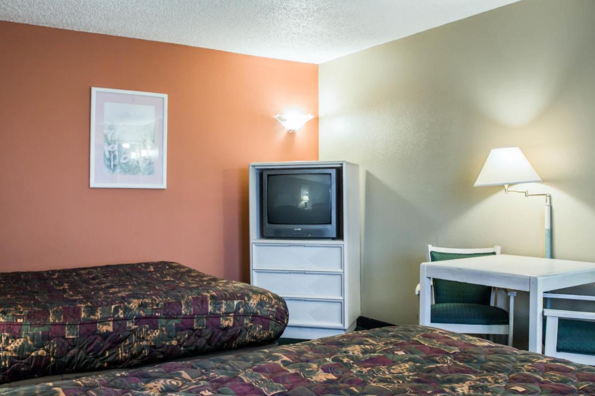 Photo - Rodeway Inn & Suites Haines City