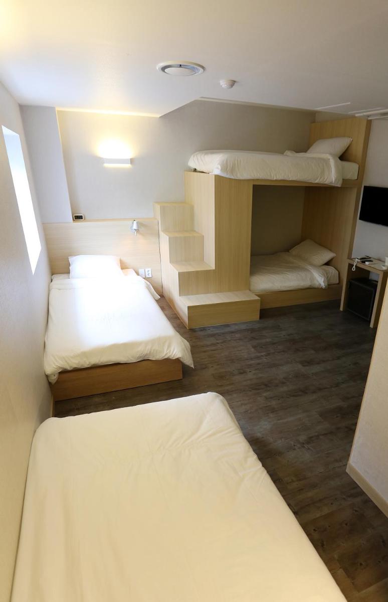 Hotel 8 Hours In Seoul From 2 4 Trabber Hotels