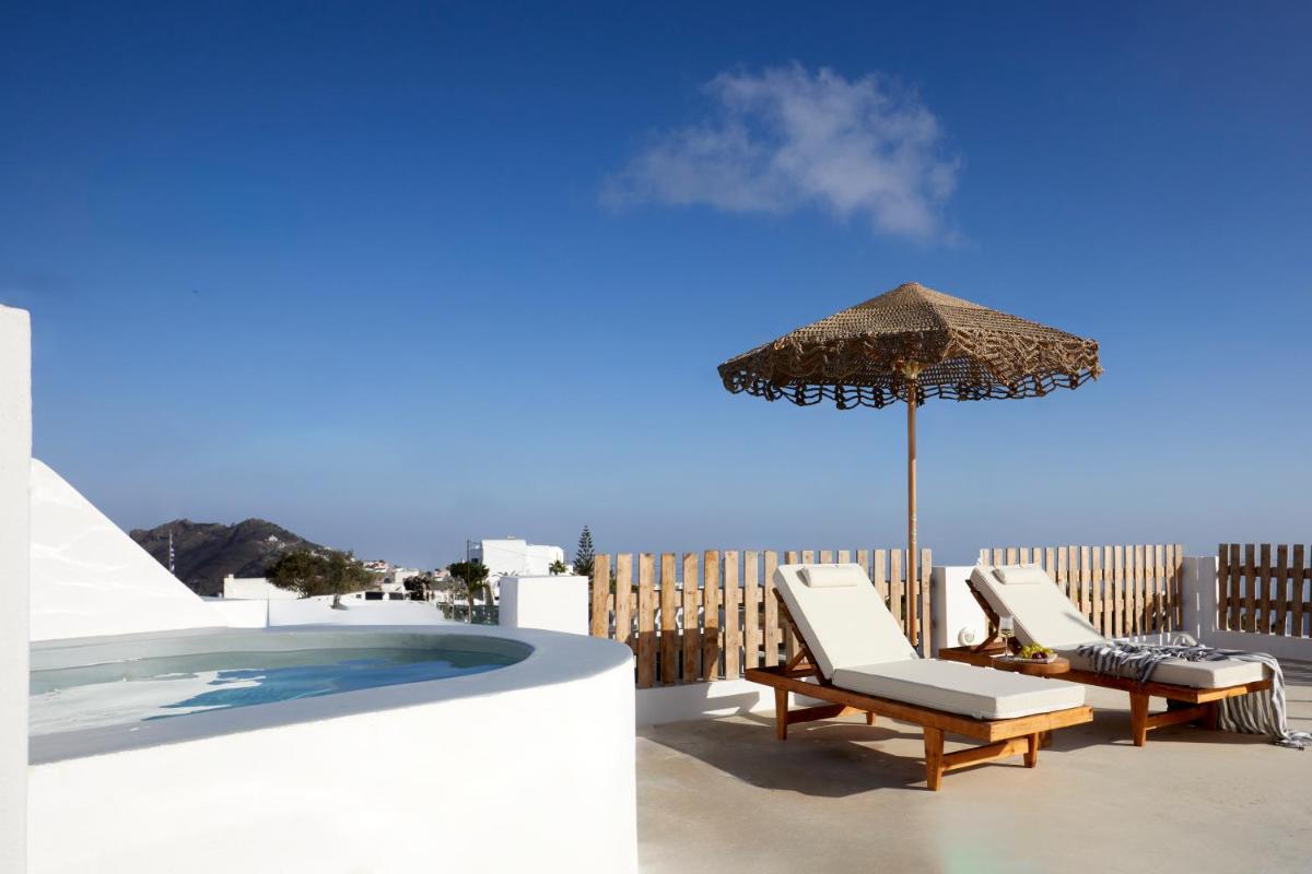 Photo - Athiri Santorini Hotel