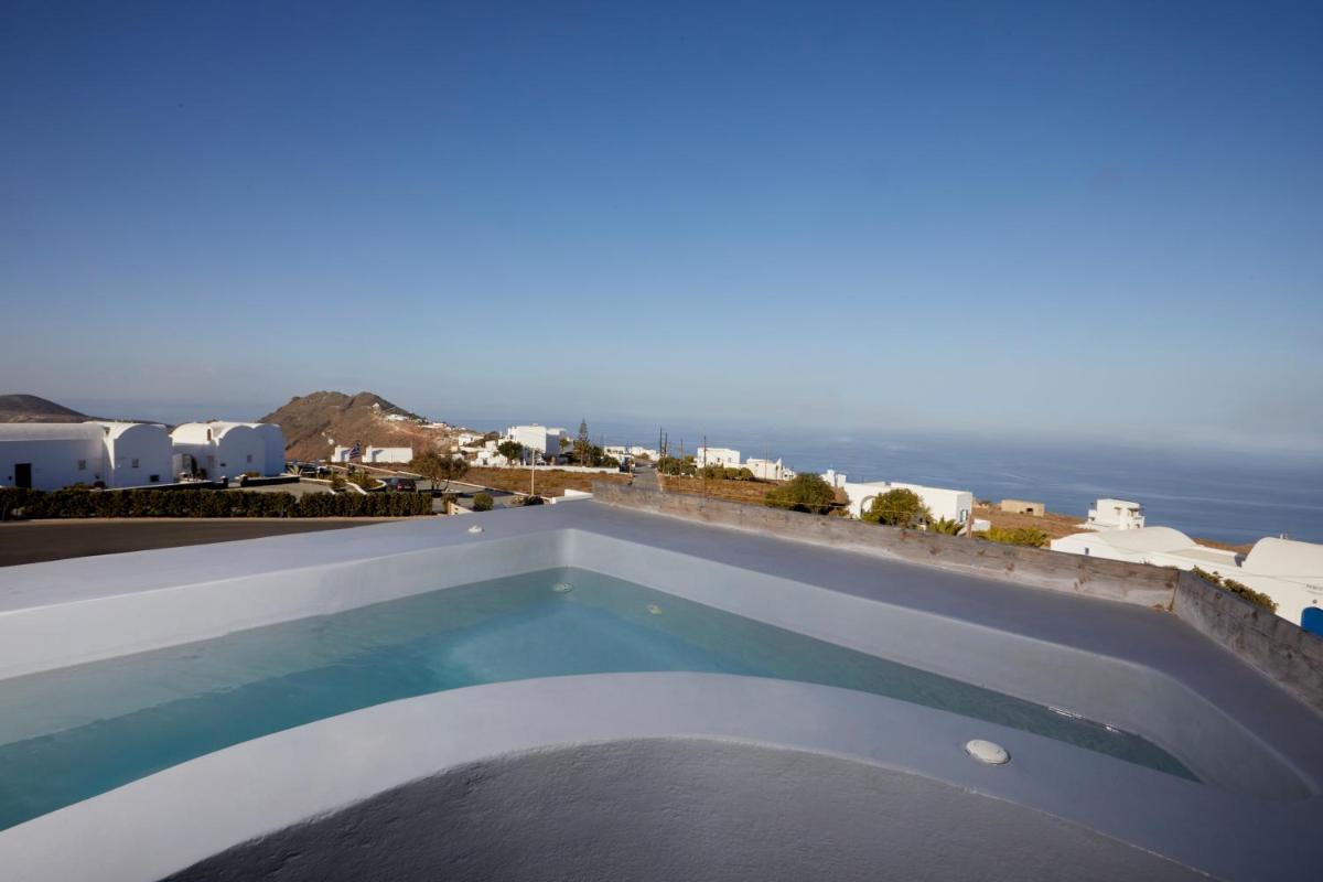 Photo - Athiri Santorini Hotel