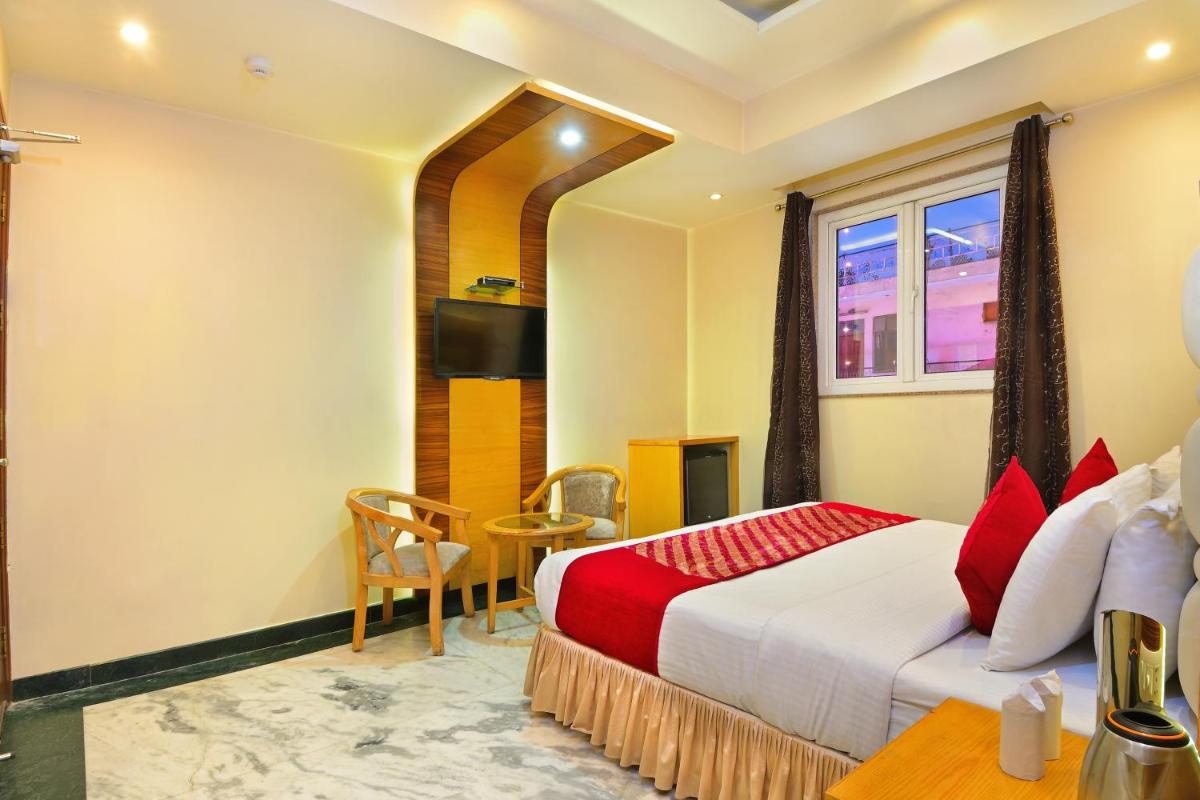 Photo - Hotel Hari Piorko Grand - 02 Mins from New Delhi Railway Station