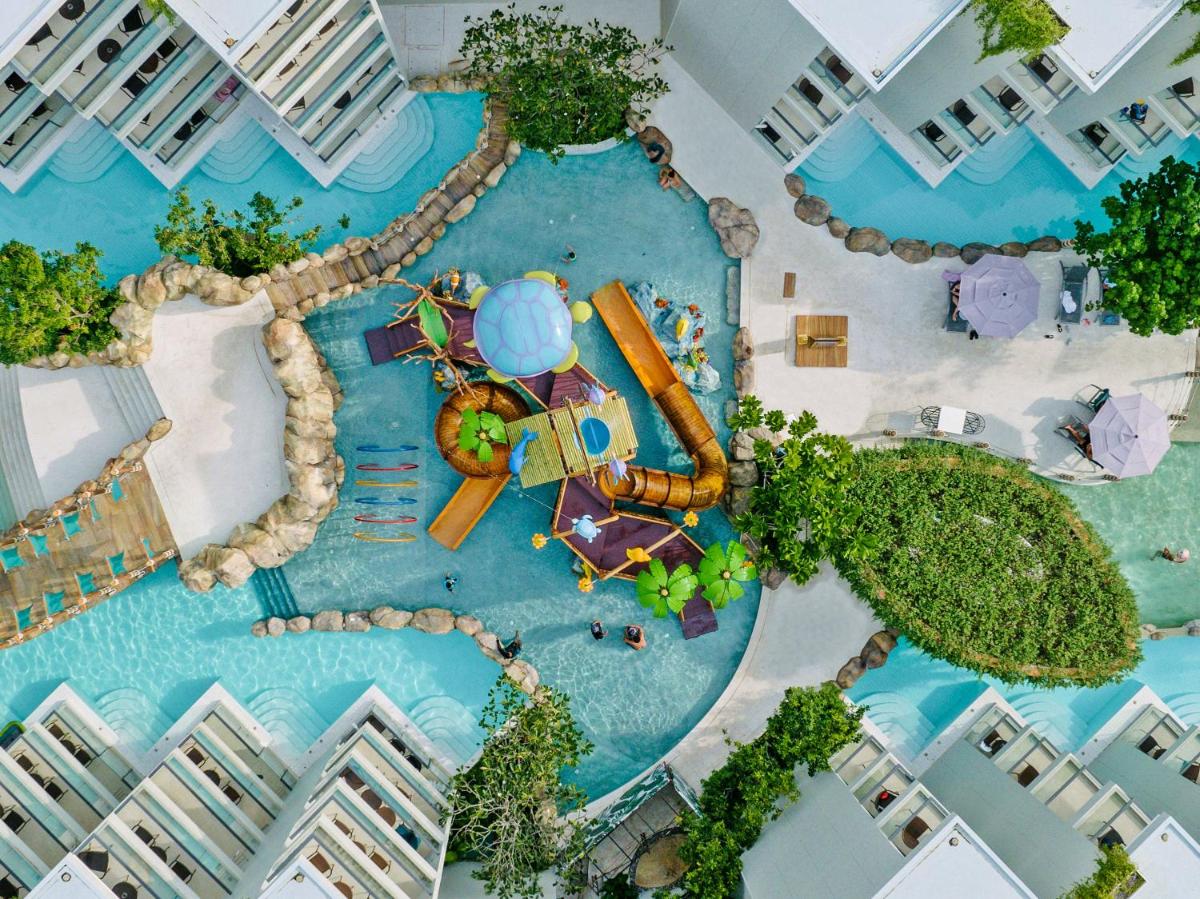 Phuket Emerald Beach Resort photo 6