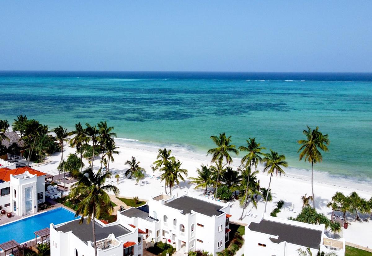 LUX* Marijani Zanzibar photo 3