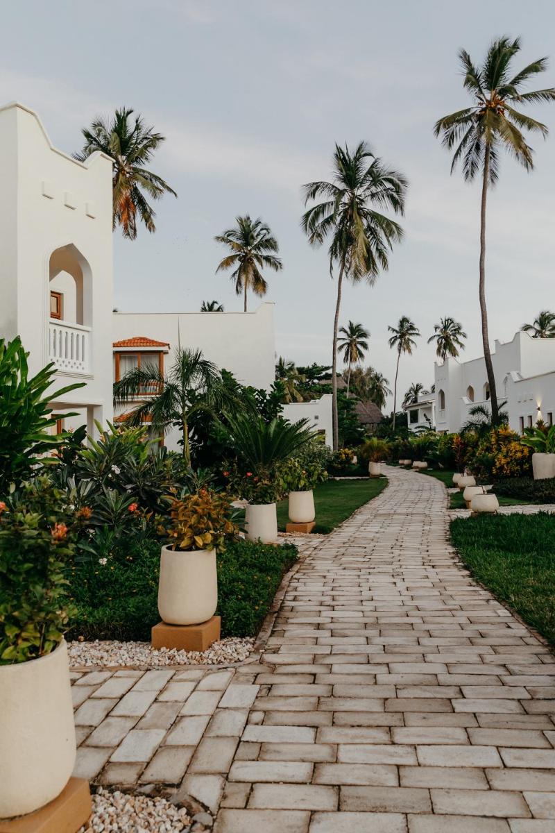 LUX* Marijani Zanzibar photo 6