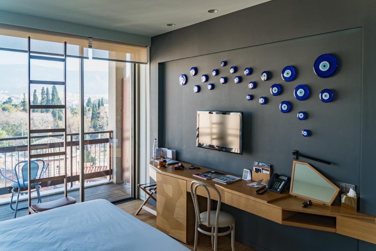 New Hotel, a Member of Design Hotels photo 3