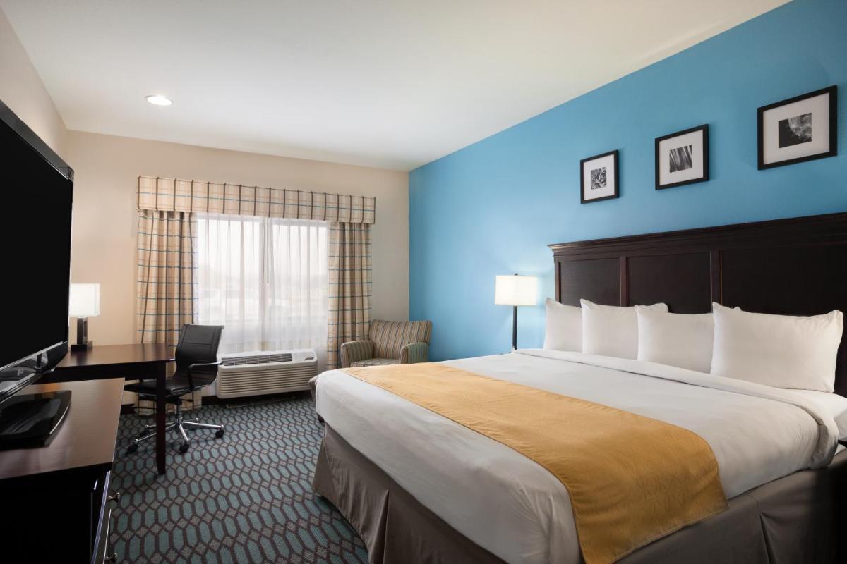 Photo - Country Inn & Suites by Radisson, Lubbock, TX
