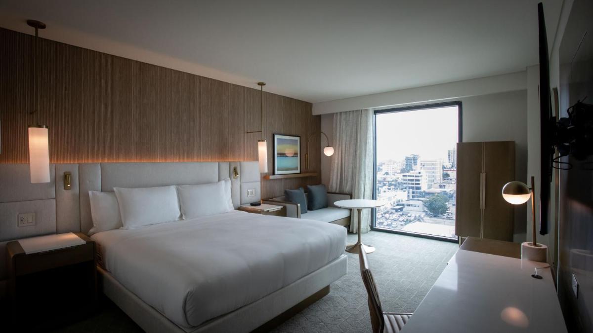 Courtyard by Marriott Santo Domingo Piantini photo 6