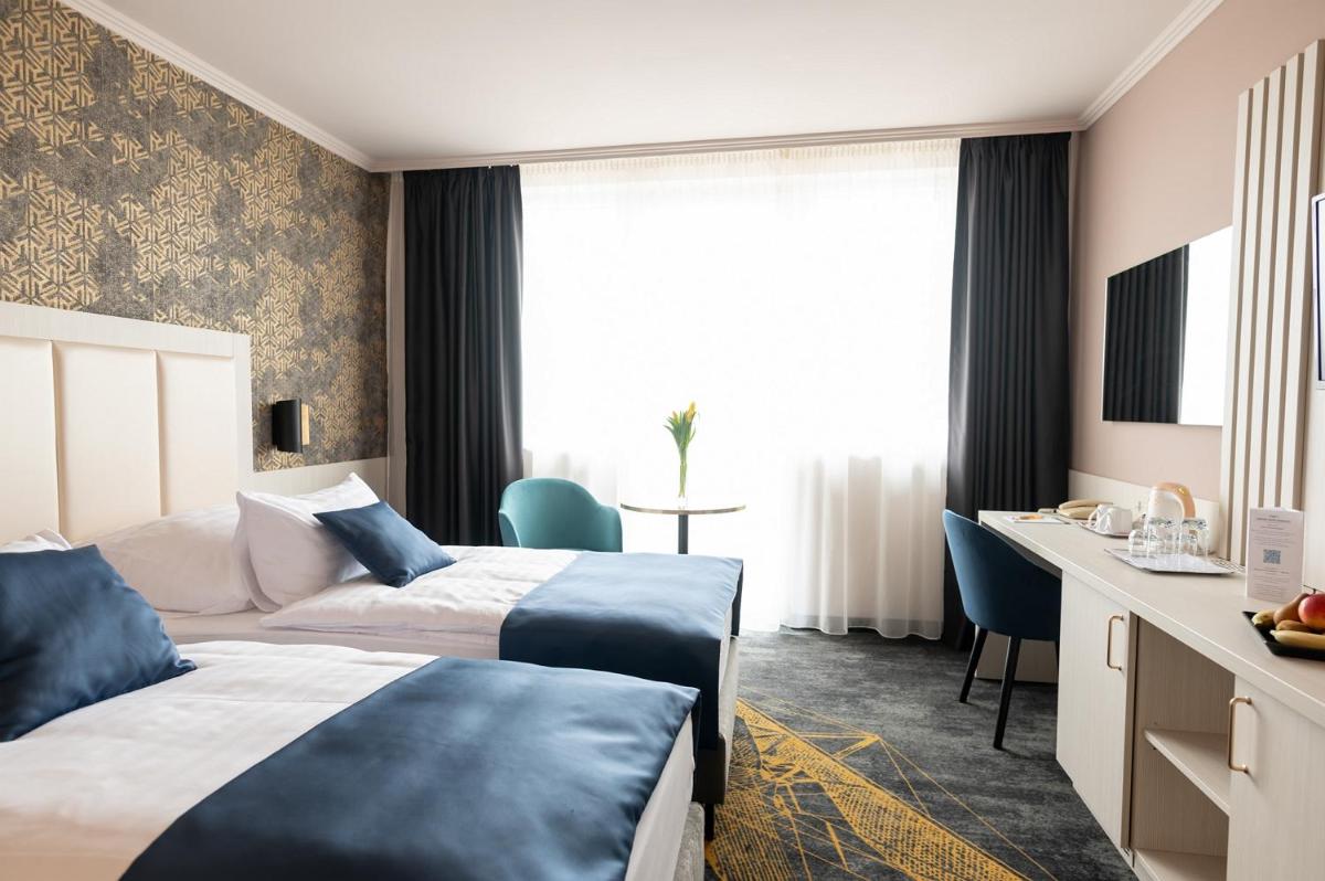 Airport Hotel Budapest photo 5