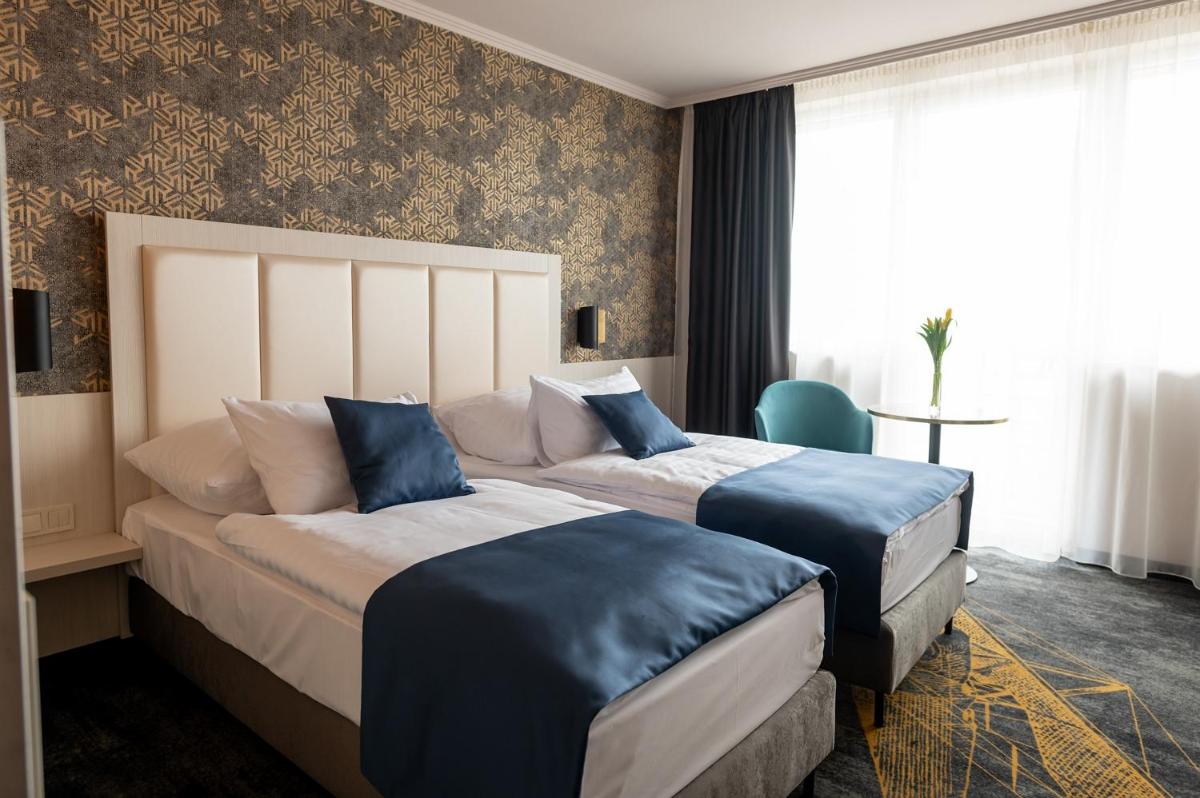 Airport Hotel Budapest photo 4