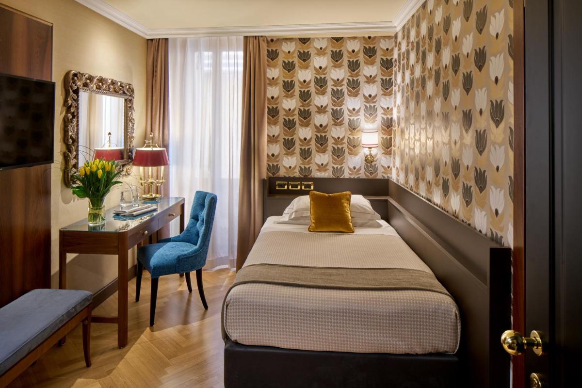 Hotel Accademia photo 2