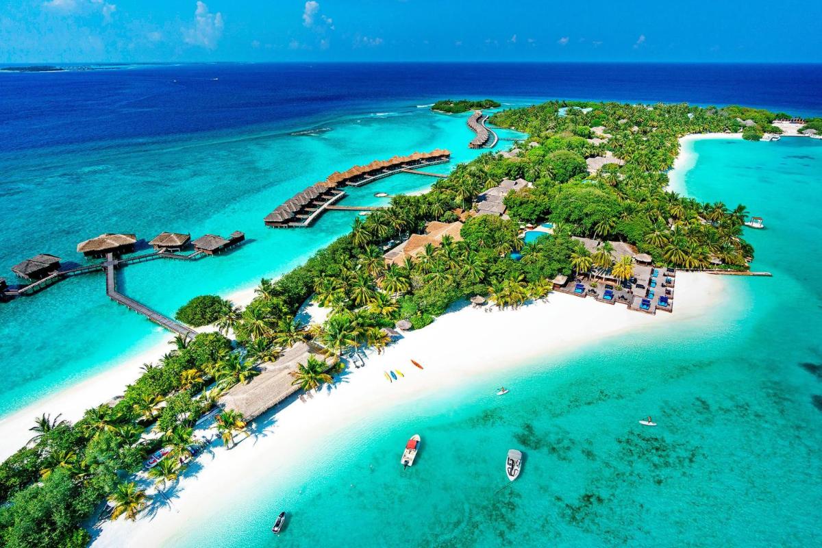 Sheraton Maldives Full Moon Resort & Spa photo 1