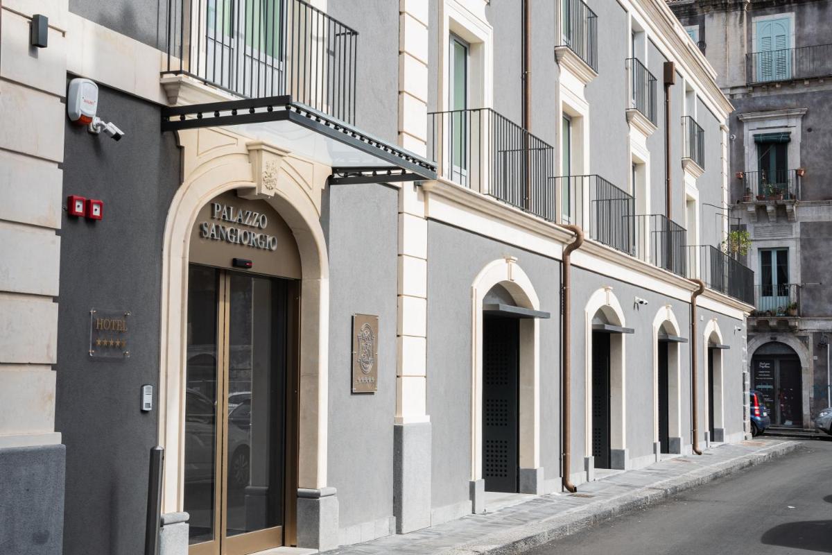 Palazzo Sangiorgio photo 6
