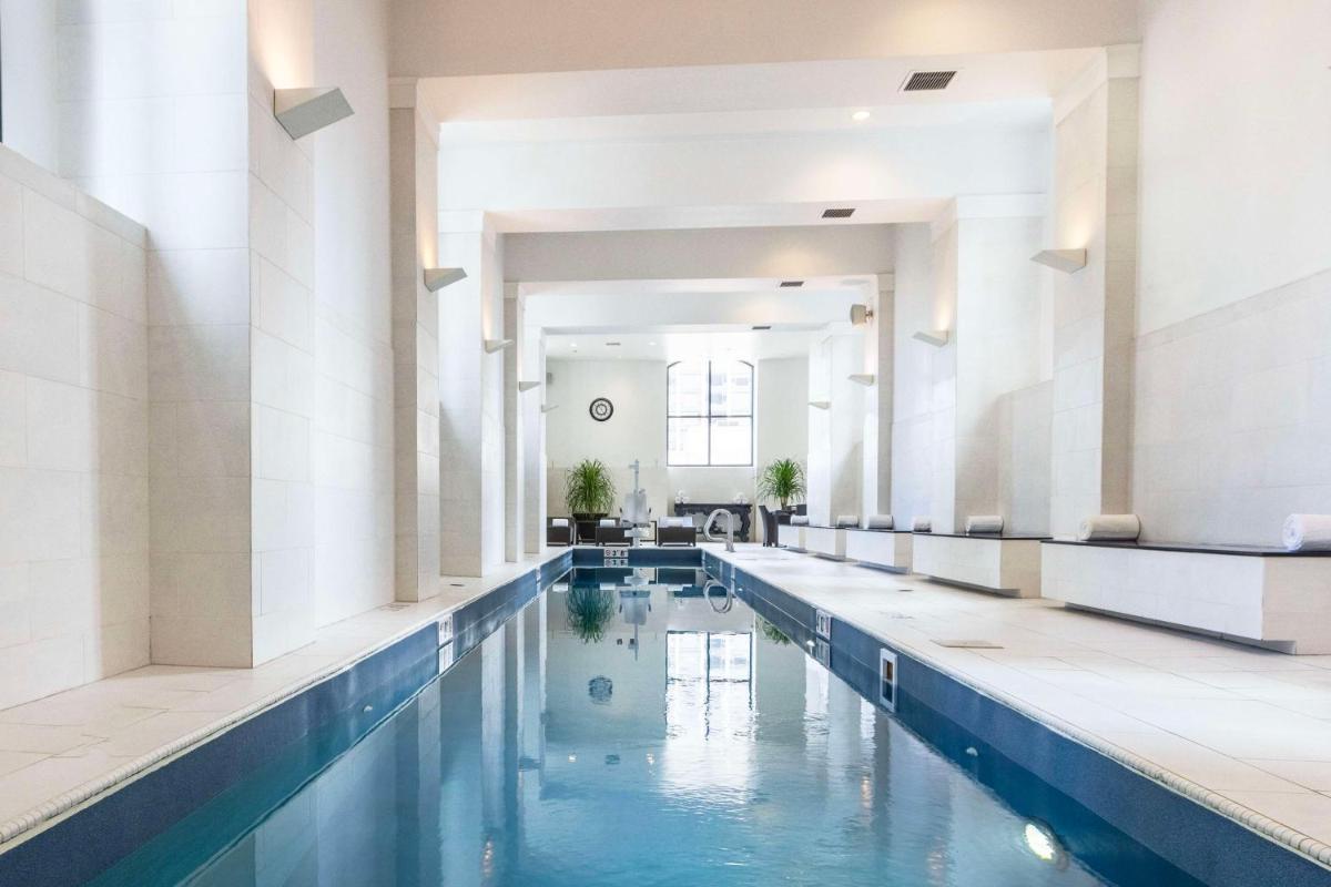 Indoor lap pool at Waldorf Astoria Chicago
