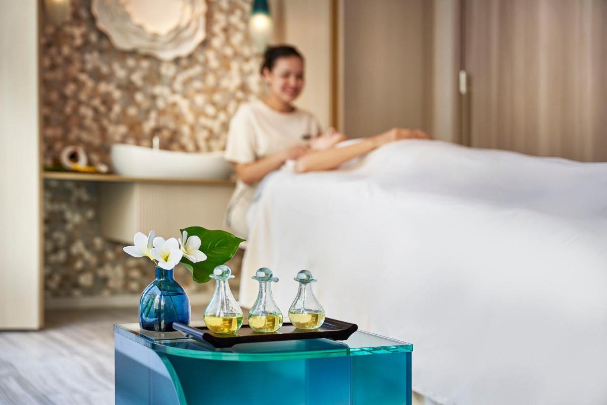 Centara Grand Hotel Osaka photo 4