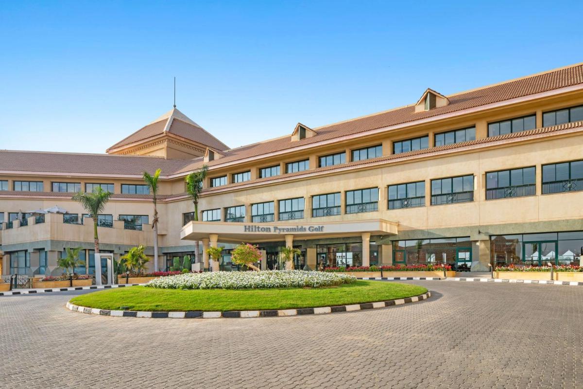 Hilton Pyramids Golf photo 1