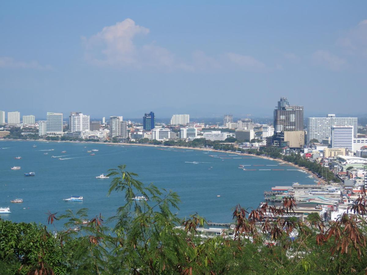 Photo - Butterfly Garden Boutique Residences by Luxury View EX LARGE Apts and Villas poolside 1 to 3 bedroom